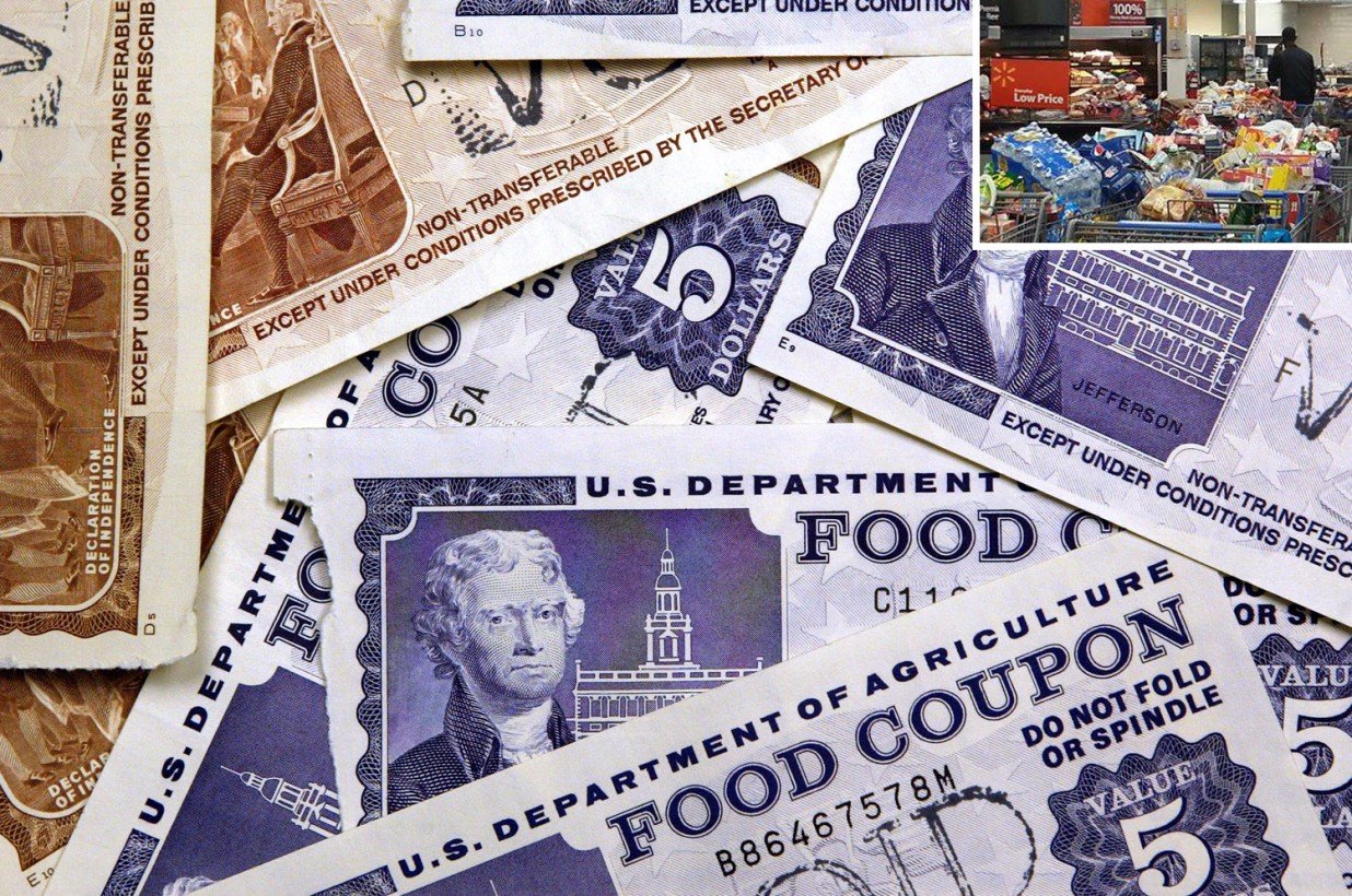 Food stamp glitch sparks legal looting at Walmart